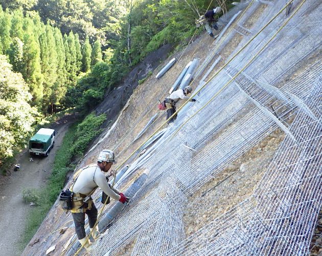 吉田興業で働くスタッフ